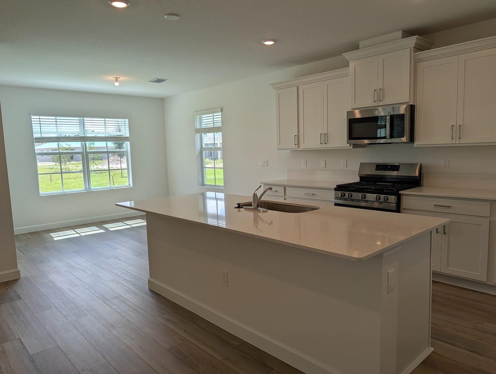 19876 WHISPERING CREEK Road, The Acreage, FL 33470 photo 8