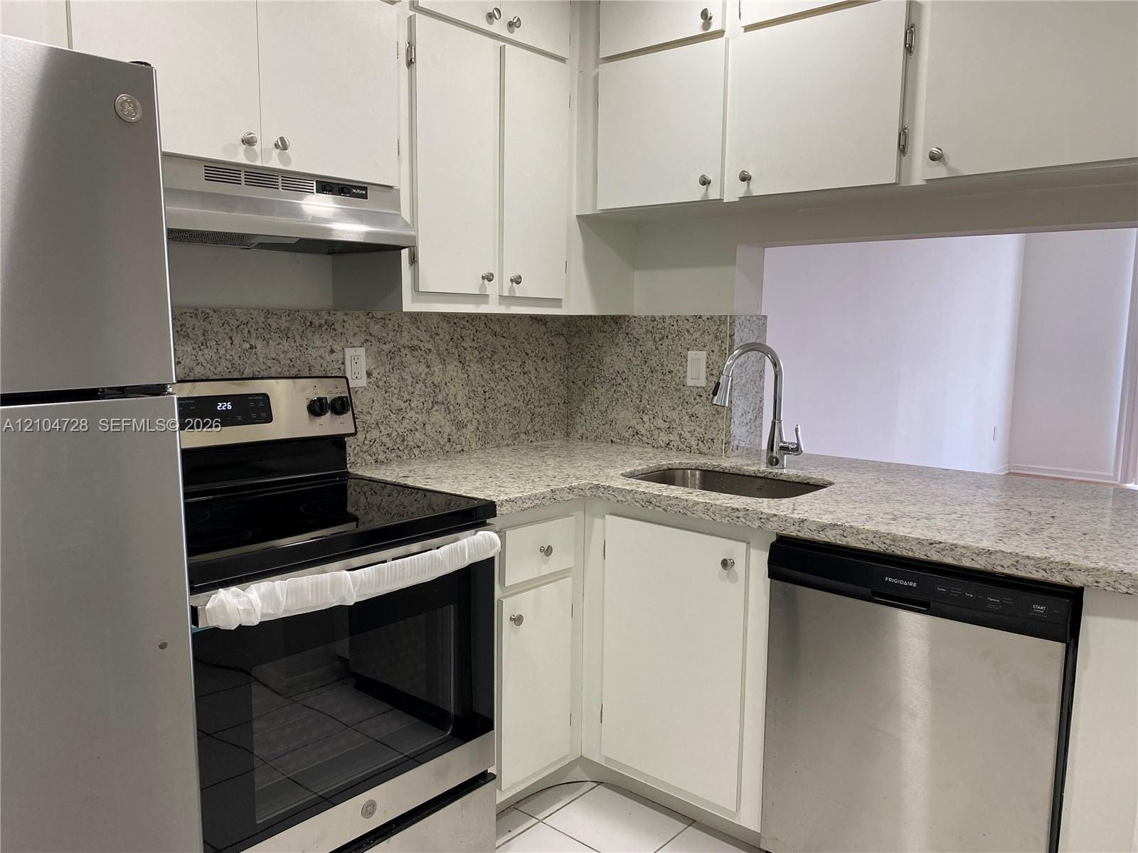 486 NW 165th St Road B-307 — photo 9