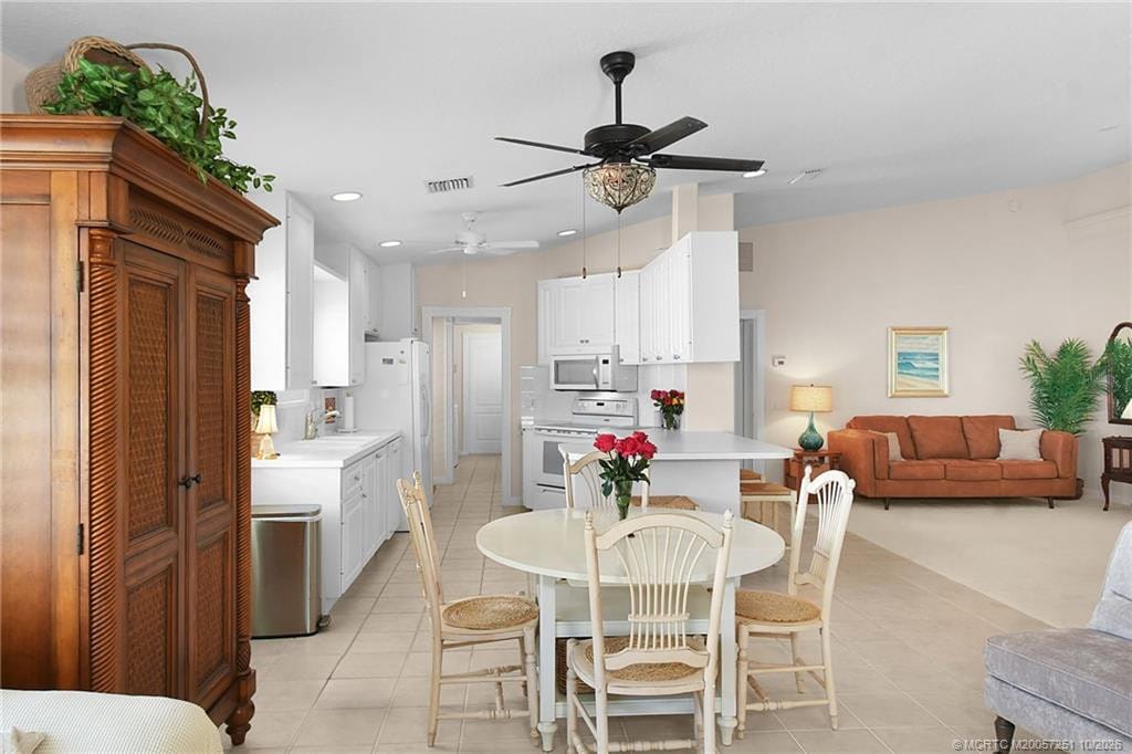 8016 SE Peppercorn Court — photo 3