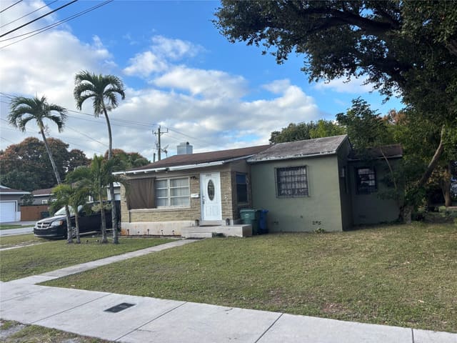 1001 NE 33RD Street, Oakland Park, FL 33334