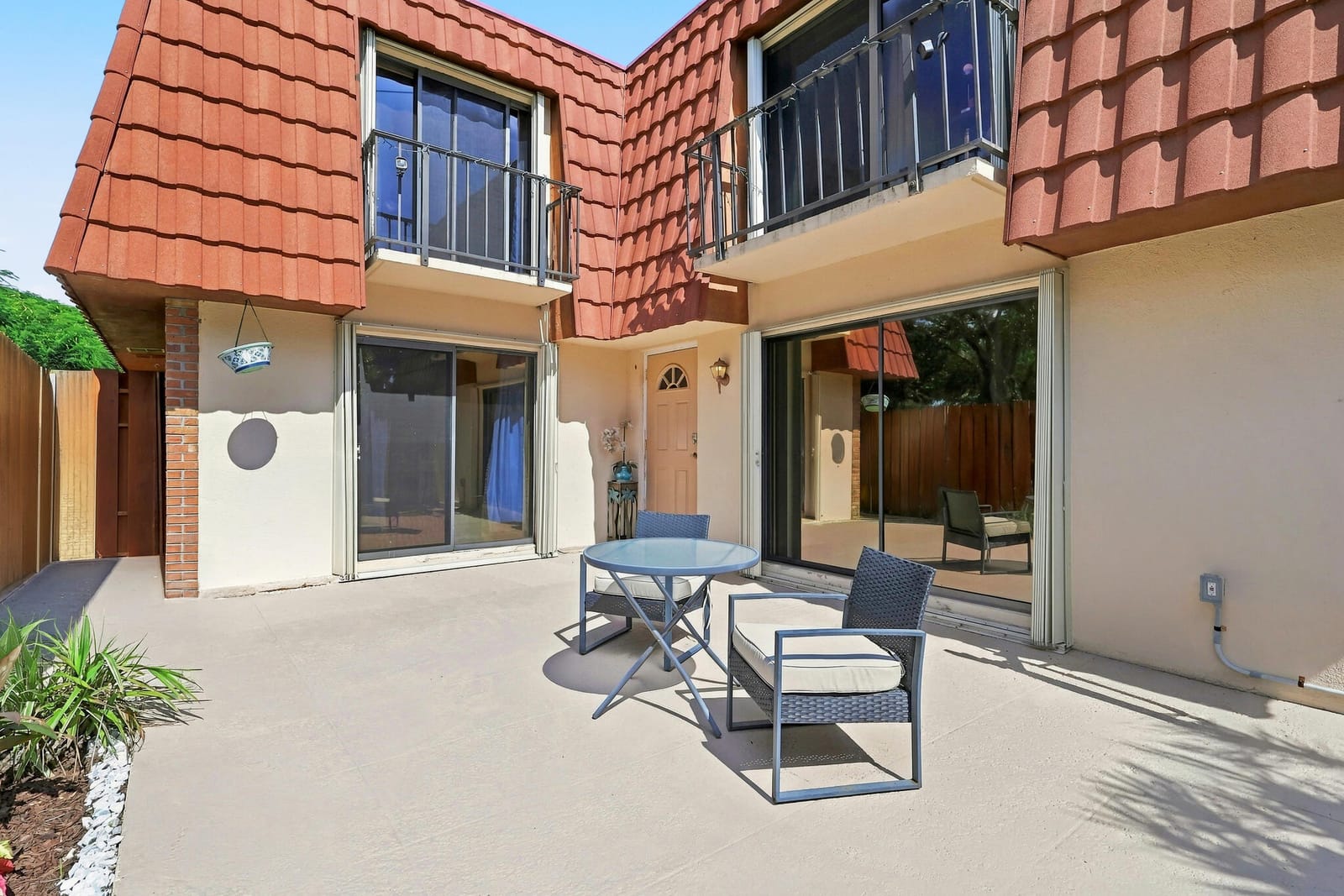 3105 Spanish Wells Drive 8-B — photo 6