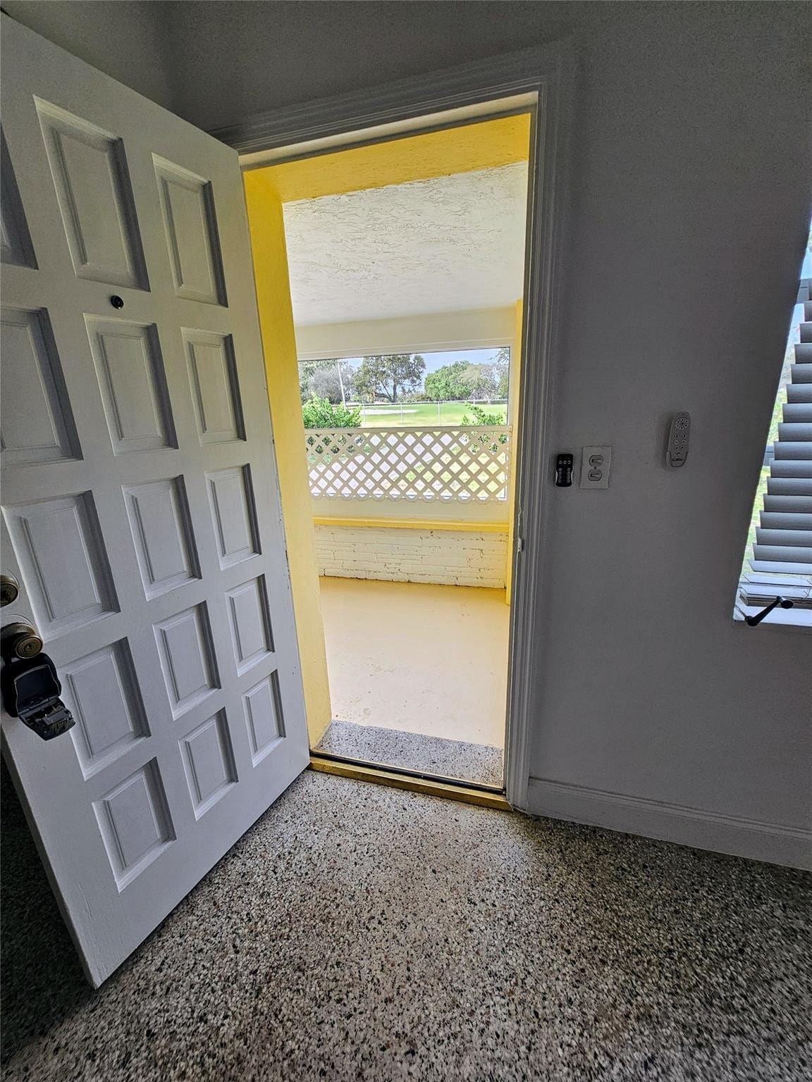 2040 NE 174TH Street — photo 7