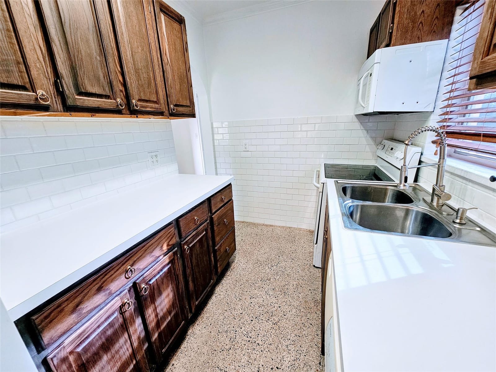 2040 NE 174TH Street — photo 10