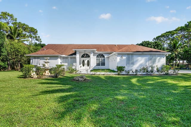 8895 Palomino Drive, Lake Worth, FL 33467
