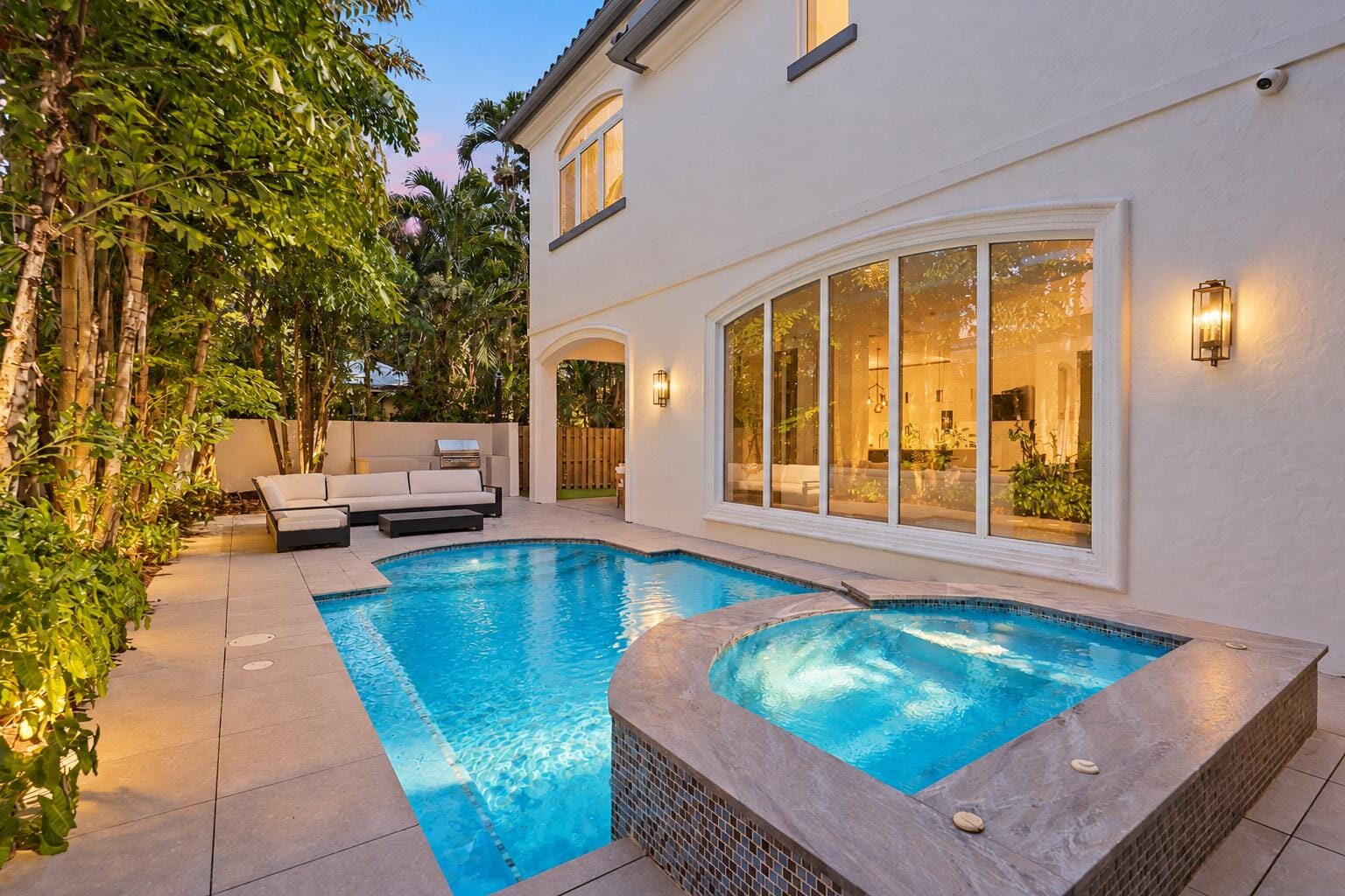 755 W Fern Drive — photo 3