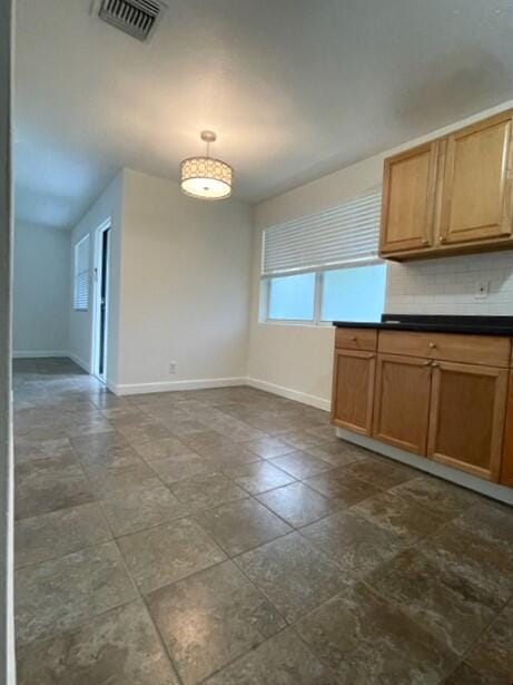325 NOTTINGHAM Boulevard 1 — photo 3
