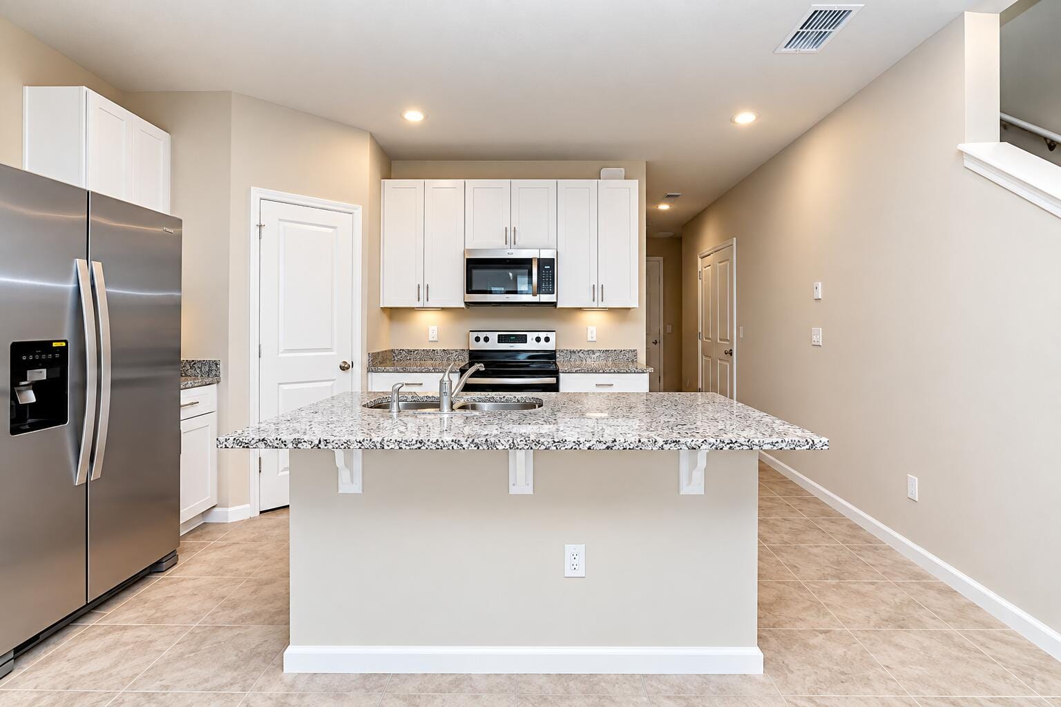 5648 MENTMORE Drive — photo 3