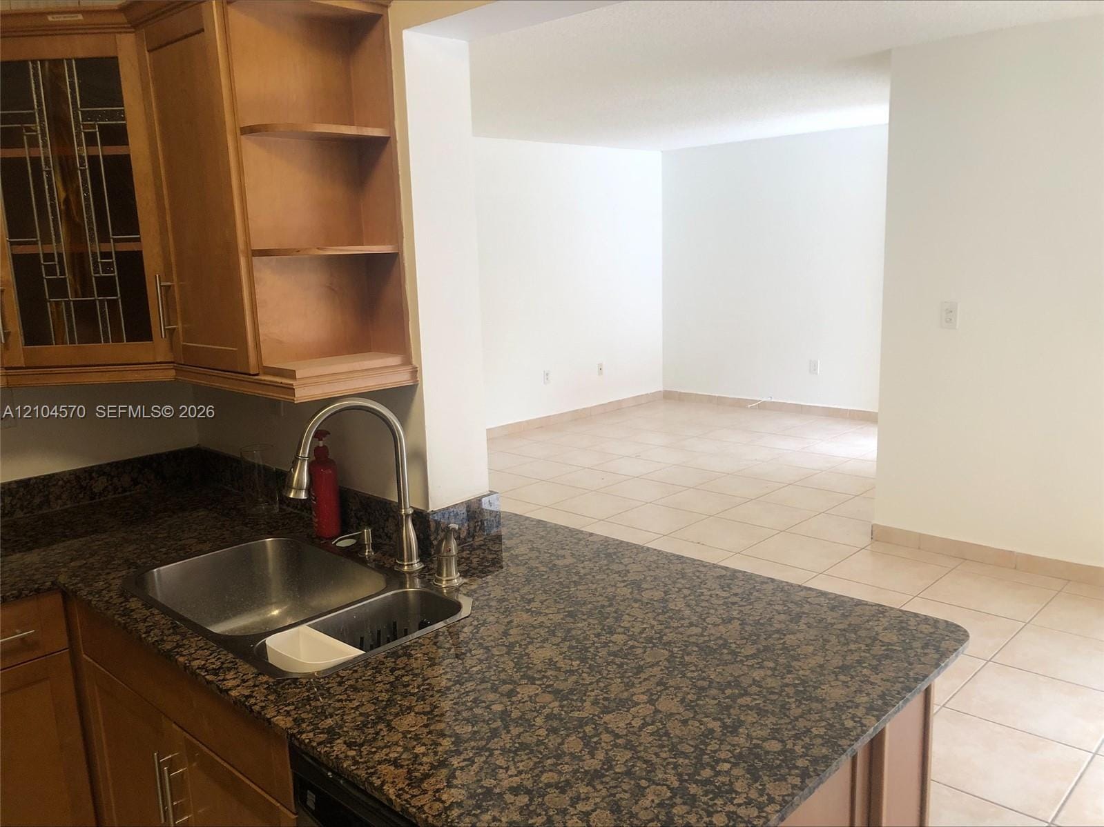 341 W Park Drive 106-15 — photo 8