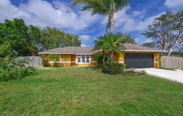353 NW FERRIS Drive, Port St. Lucie, FL 34983
