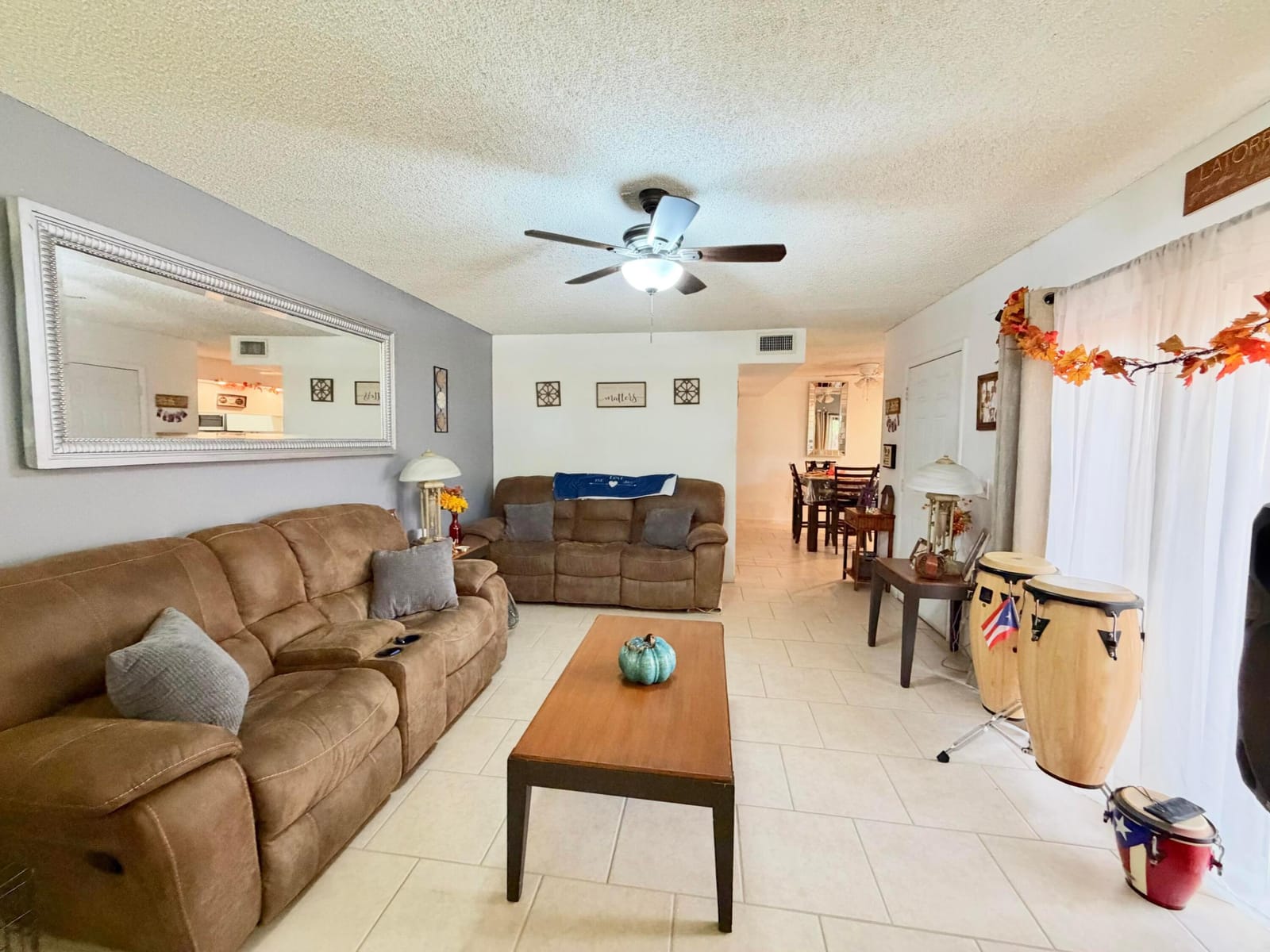 3838 Victoria Drive — photo 11