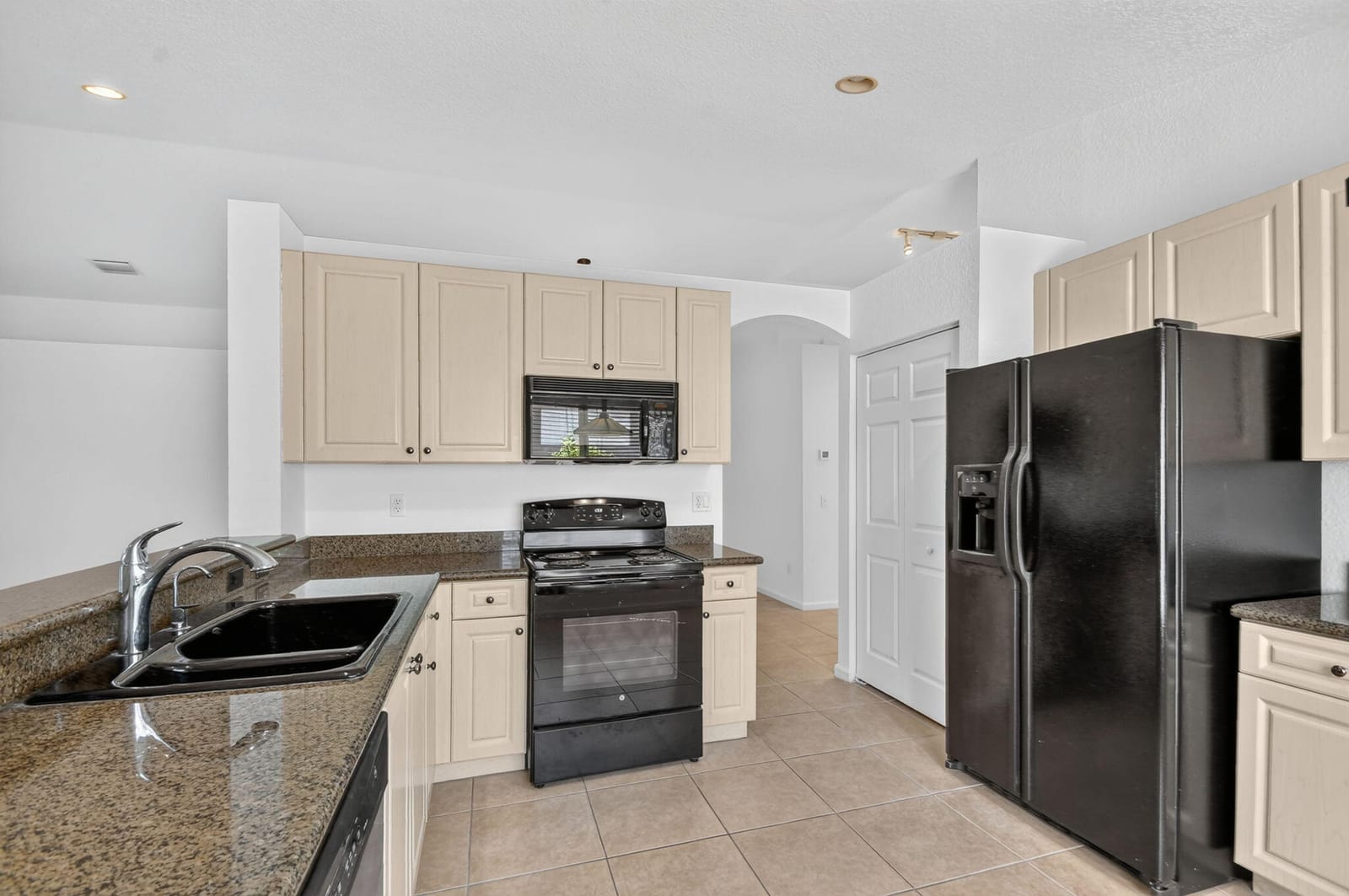 13063 Misty Gilbralter Way — photo 8