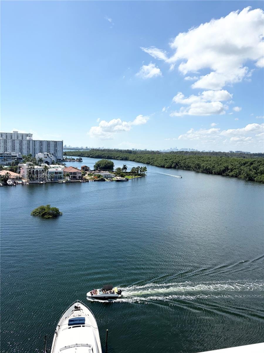 400 Sunny Isles Boulevard 1002 — photo 3