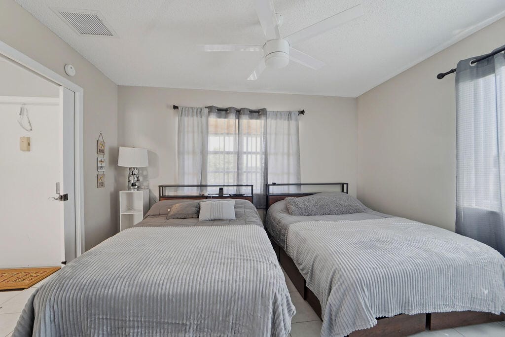 1841 NW 18th Avenue 201 — photo 8