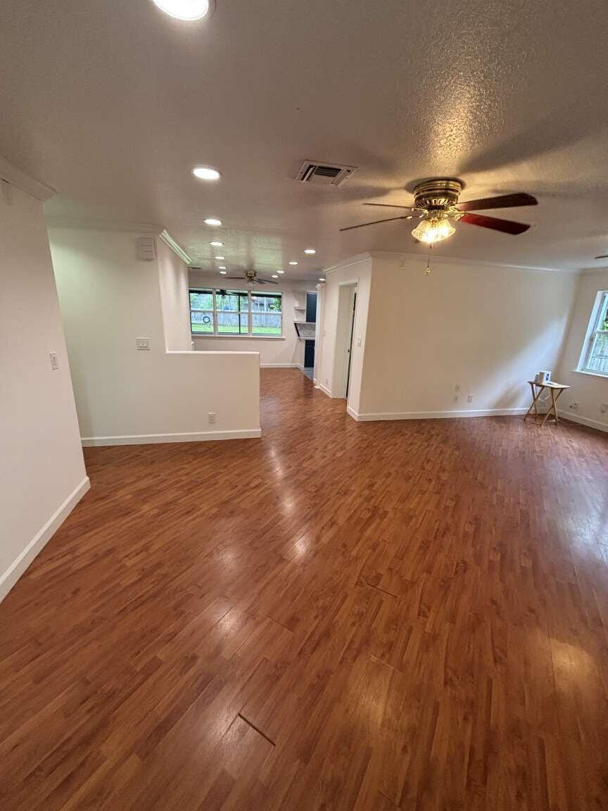6860 Venetian Drive — photo 2