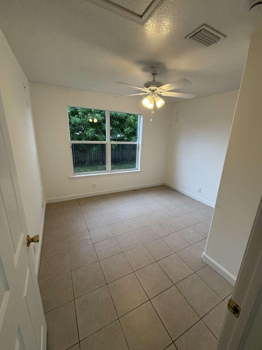 6860 Venetian Drive — photo 10