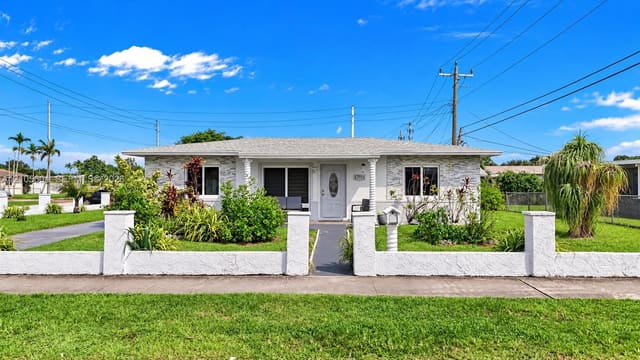 17031 NW 41st Avenue, Miami Gardens, FL 33055