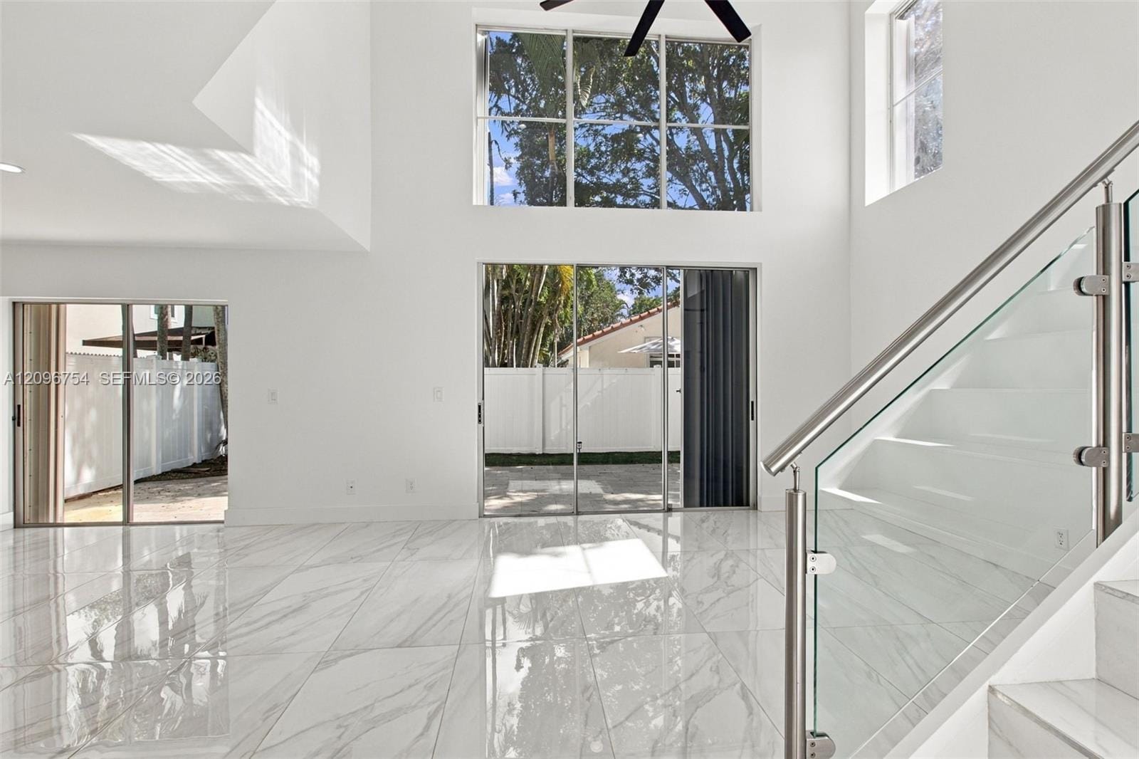 967 Azure Lane — photo 5