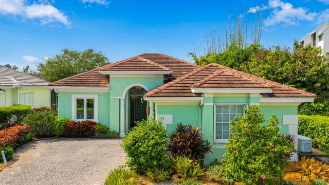 91 Southpointe Drive, Fort Pierce, FL 34949