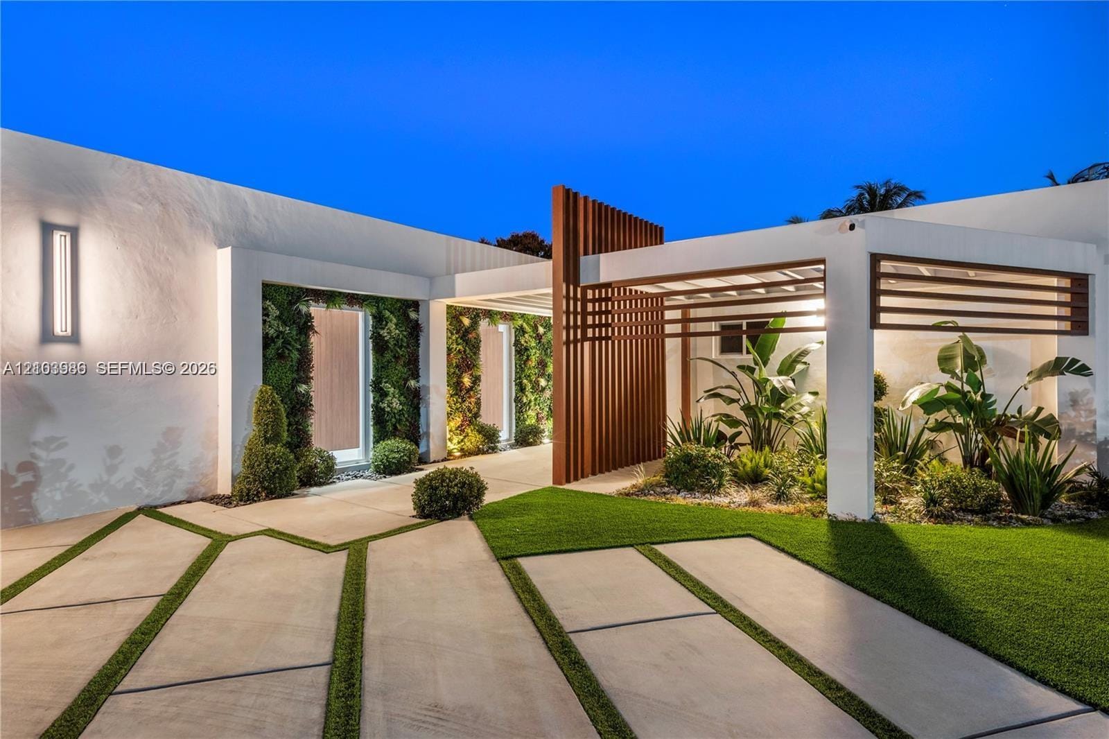 2406 Nassau Lane, Fort Lauderdale, FL 33312