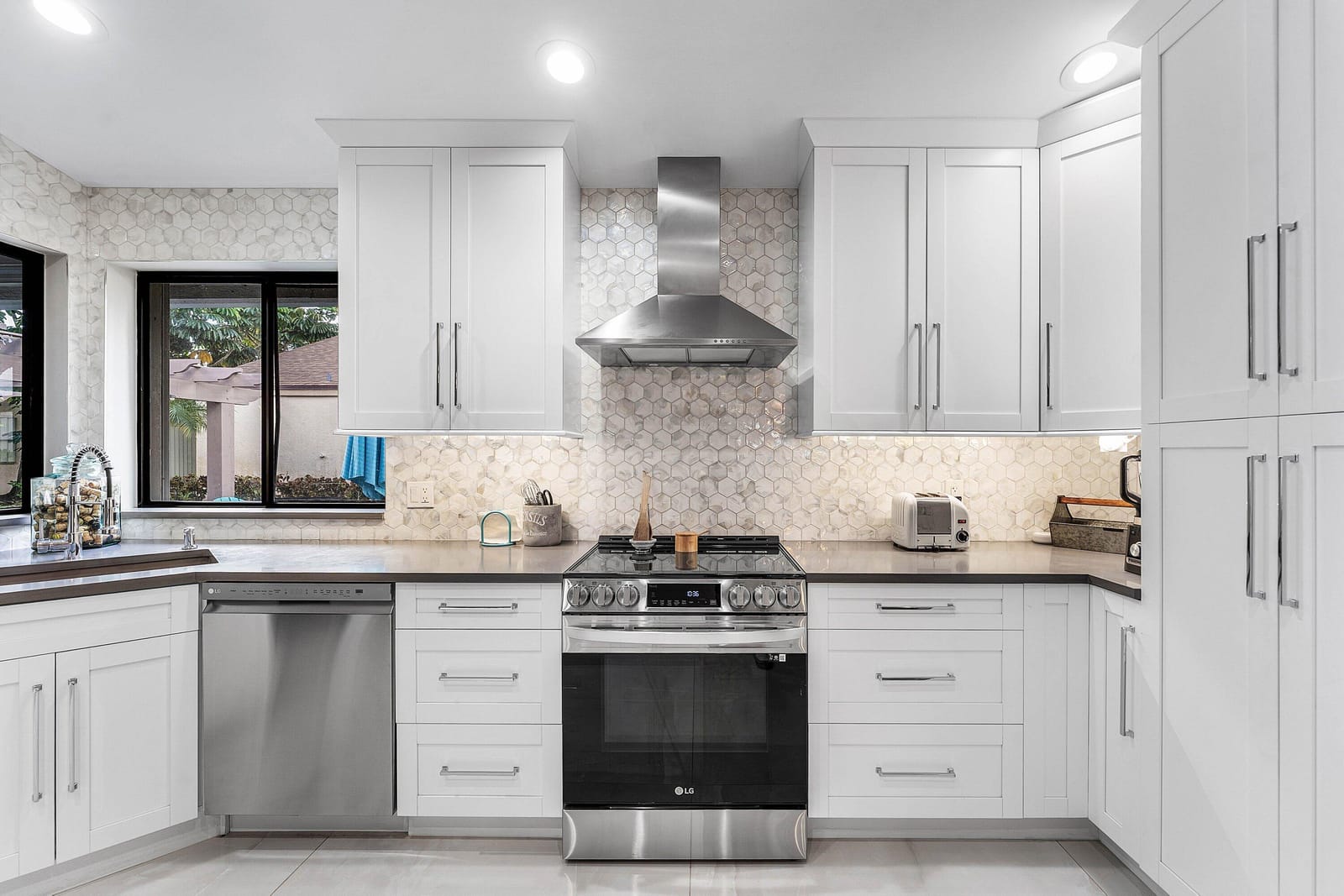 1417 NW 26th Avenue — photo 12