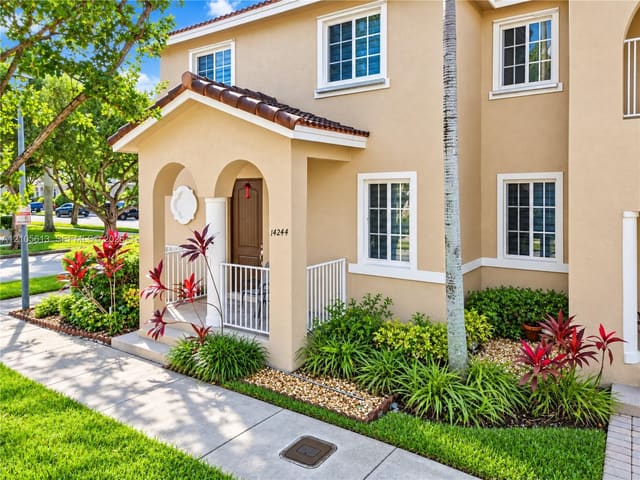 14244 SW 272nd Lane, Homestead, FL 33032