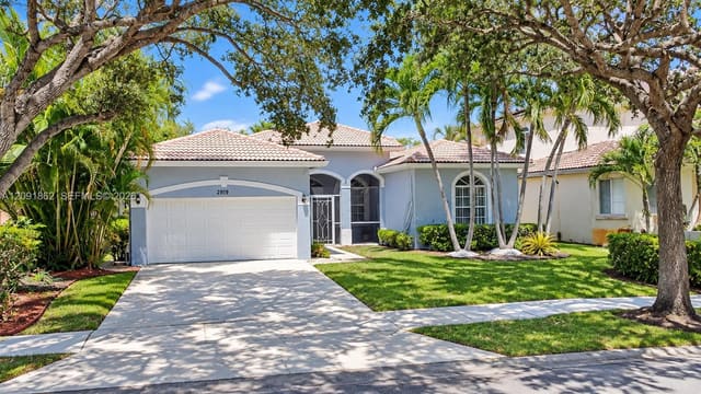 2919 Augusta Circle, Homestead, FL 33035