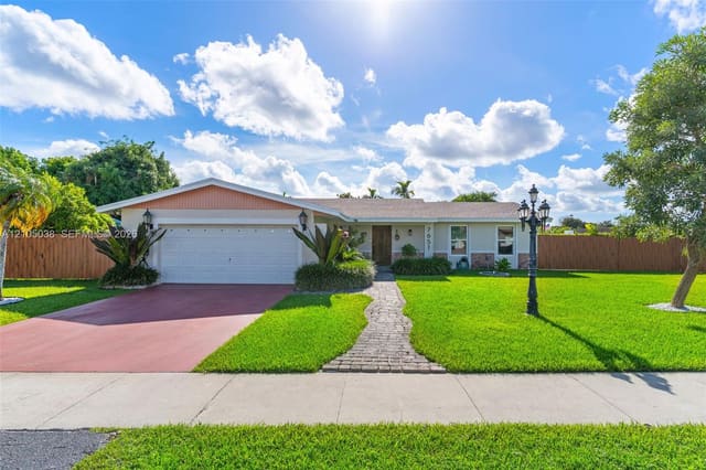 7651 SW 134th Avenue, Miami, FL 33183