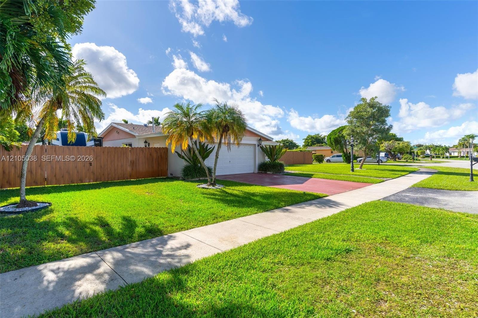 7651 SW 134th Avenue — photo 2