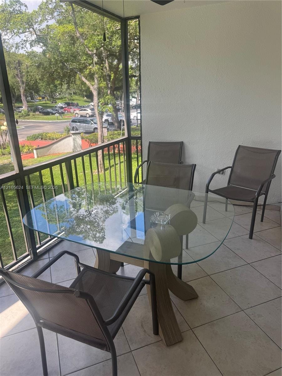3740 Inverrary Drive 2Q, Lauderhill, FL 33319