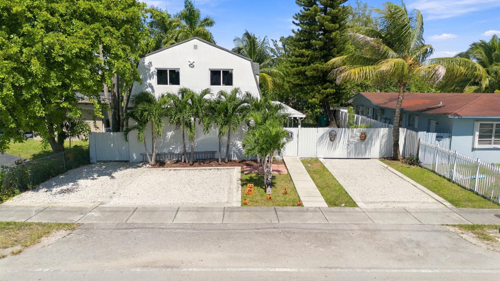 2805 NW 11th Street — photo 2