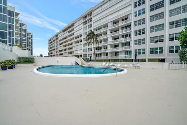 3570 S Ocean Boulevard 511, South Palm Beach, FL 33480