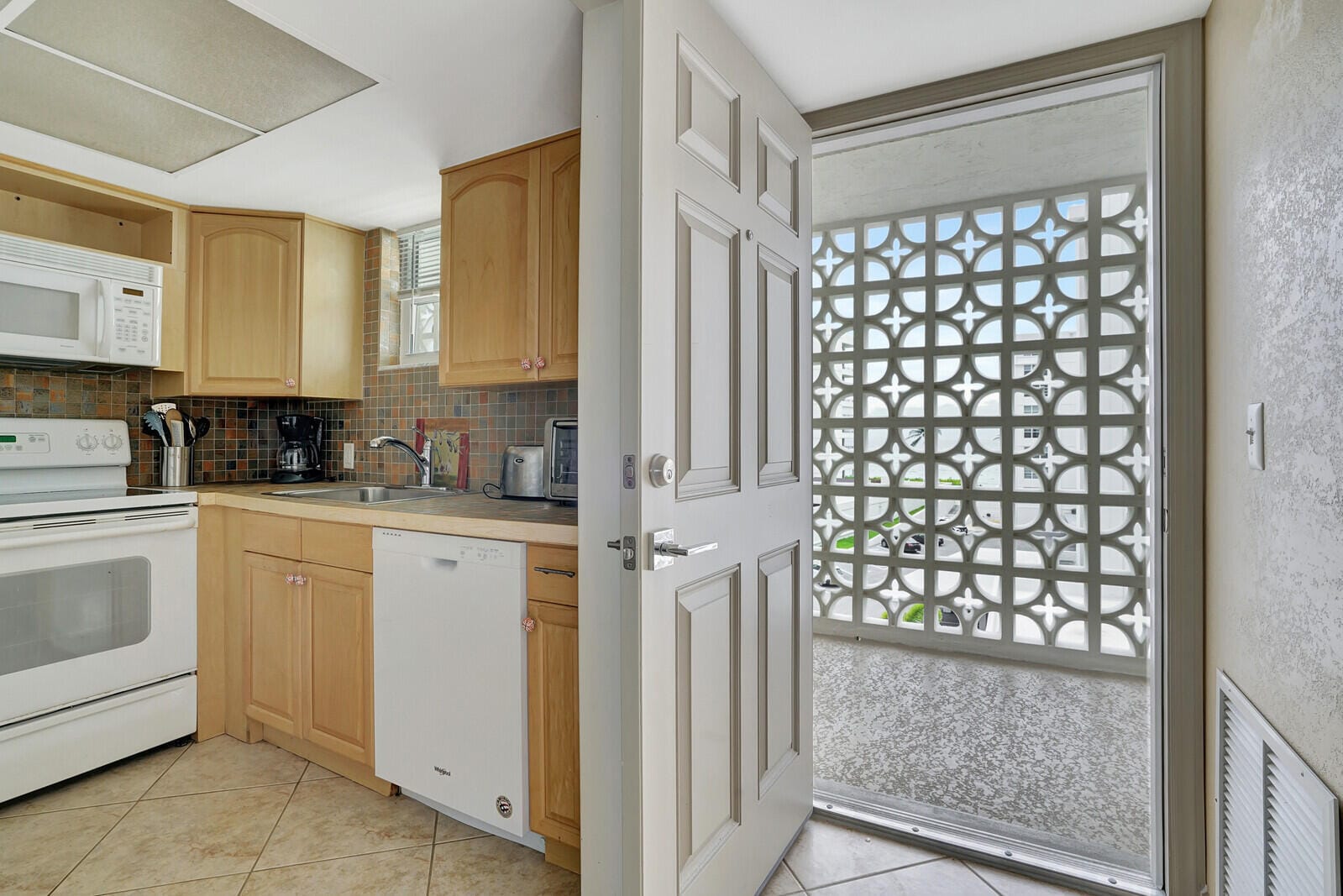 3570 S Ocean Boulevard 511 — photo 12