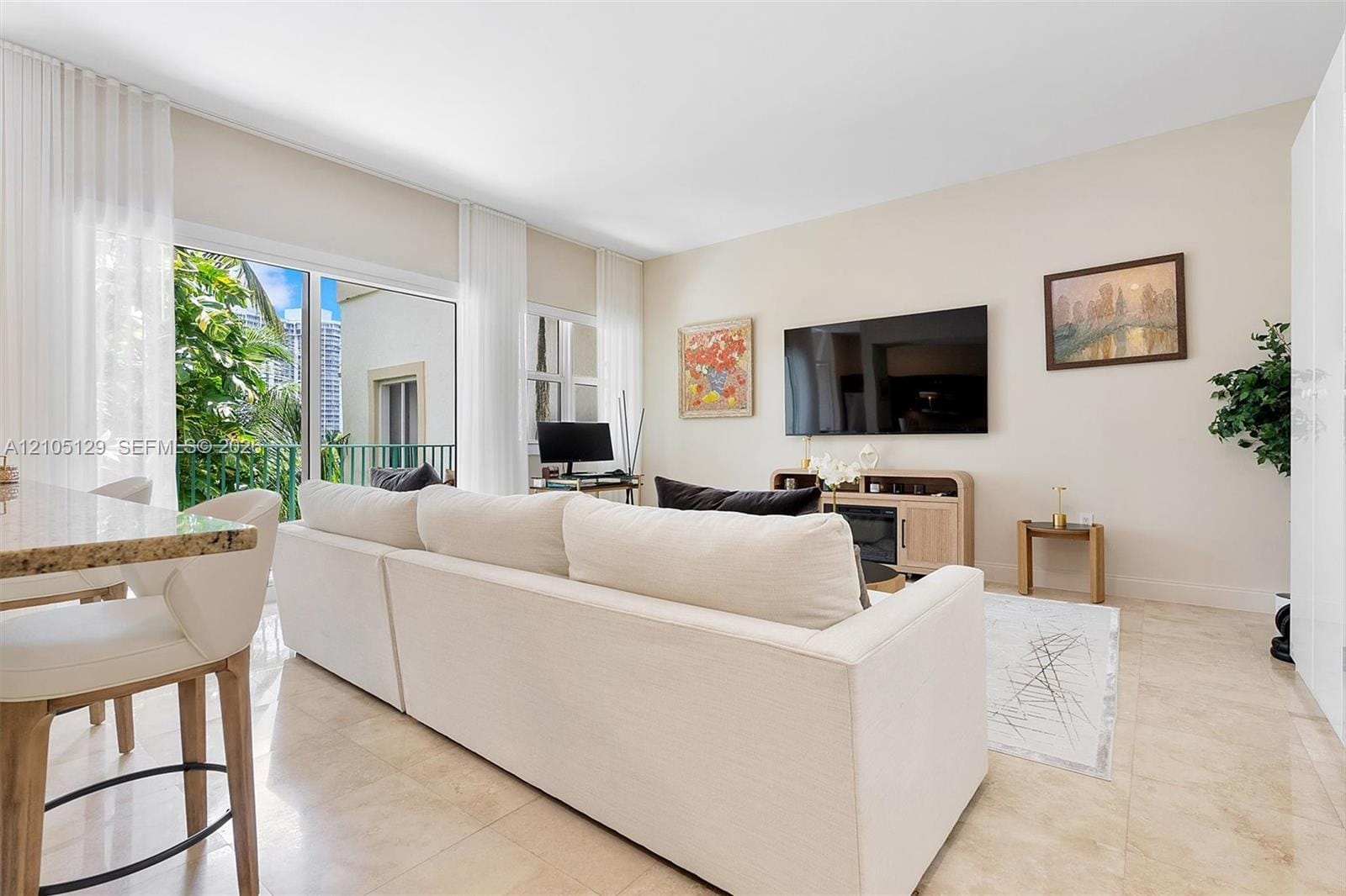 20000 E Country Club Drive 401 — photo 4