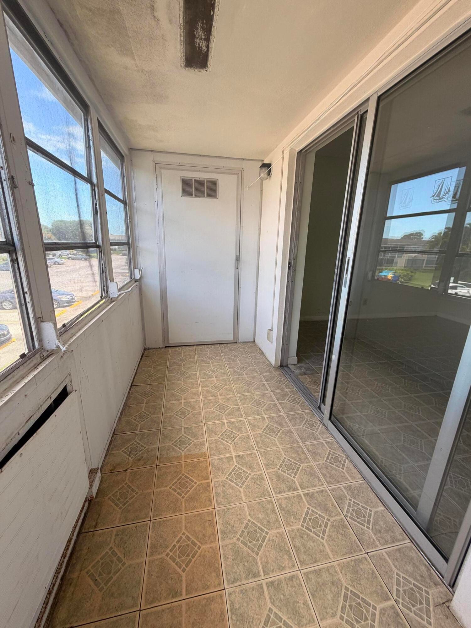 99 Andover D — photo 12