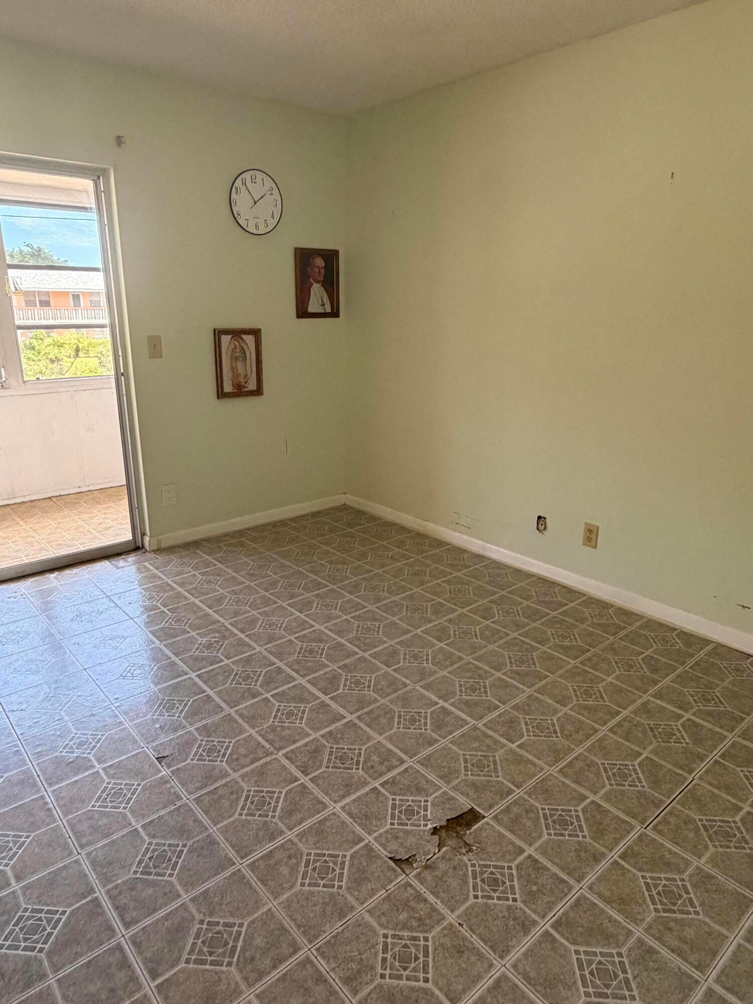 99 Andover D — photo 10
