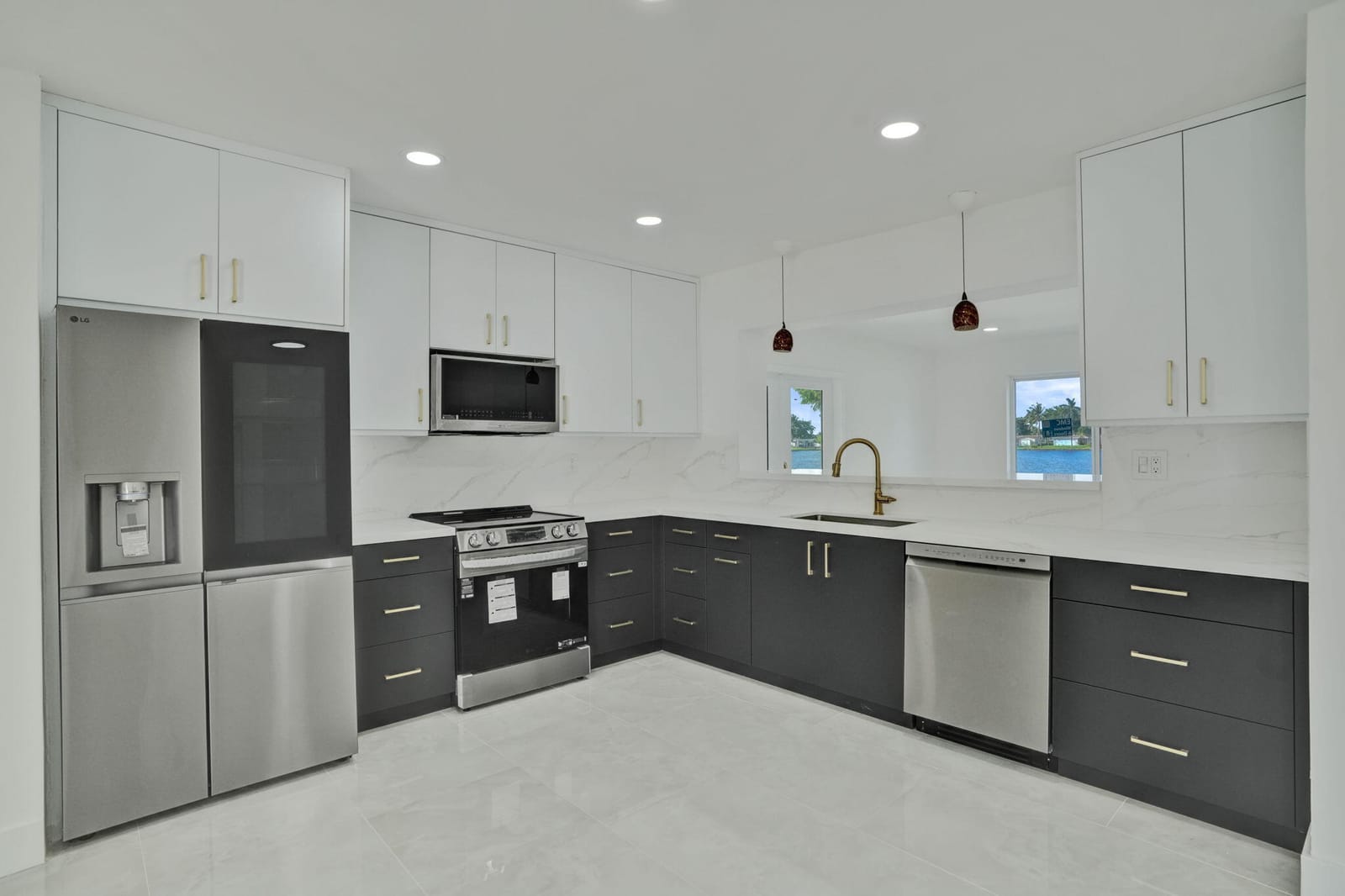 8351 NW 19TH Street — photo 10