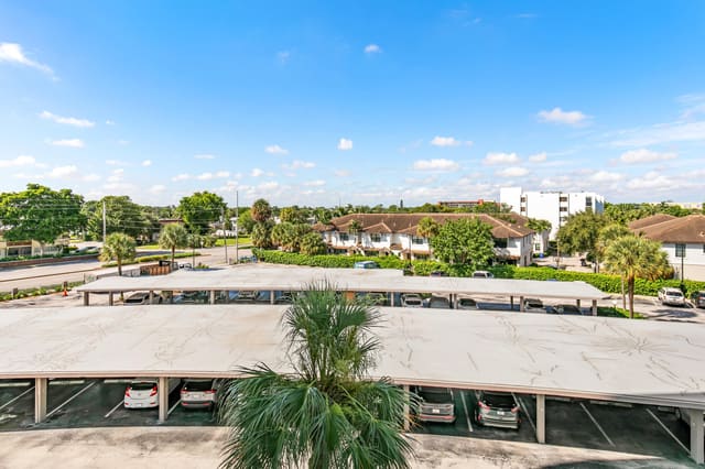 2731 NE 14th Street Causeway 407, Pompano Beach, FL 33062