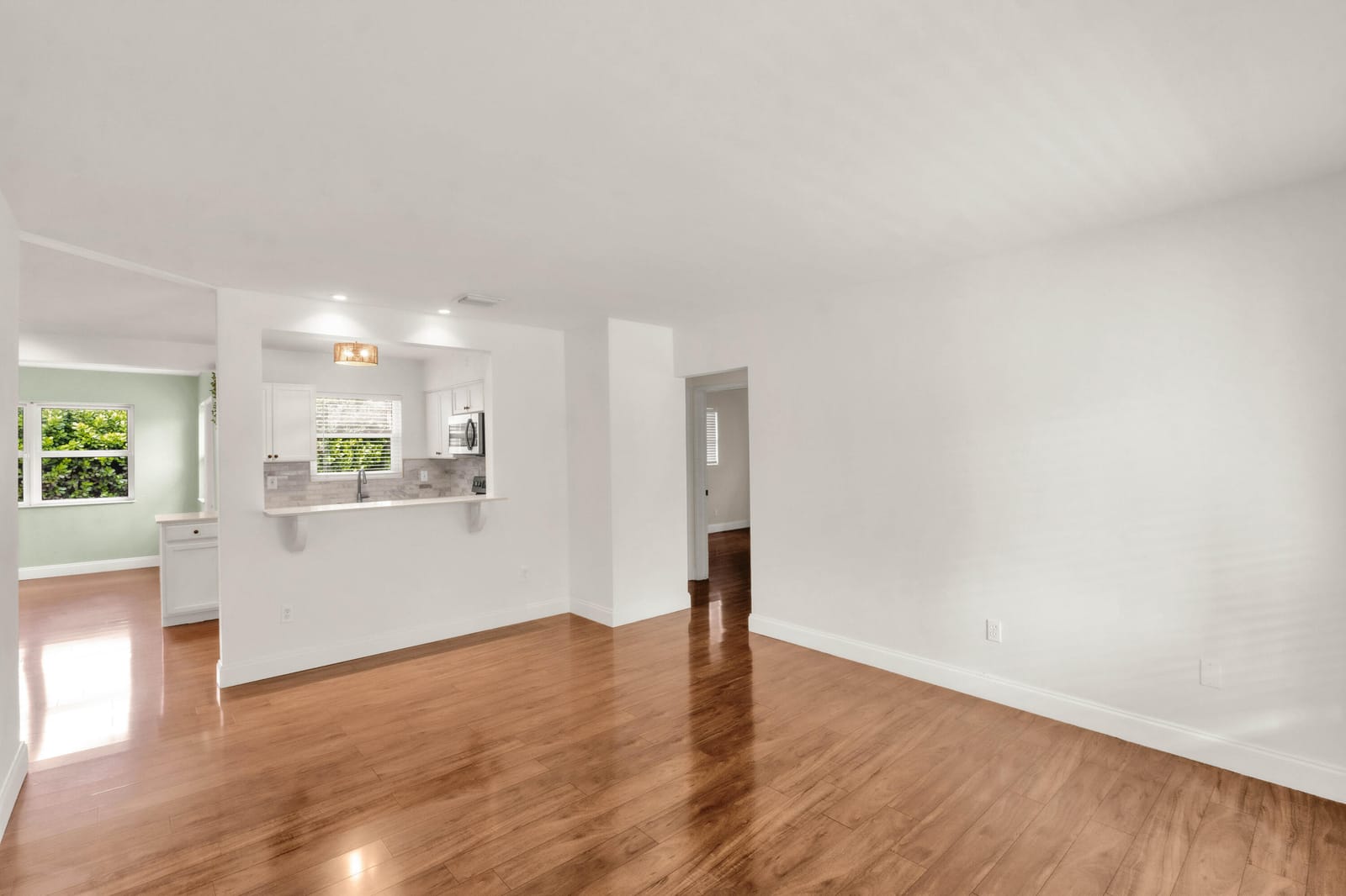 731 NE 49TH Street — photo 5