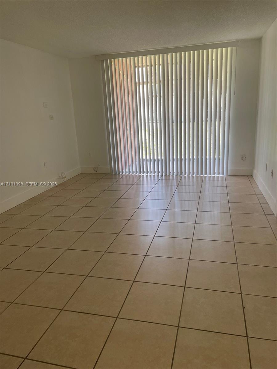 19825 SW 114th Avenue 124-5 — photo 2