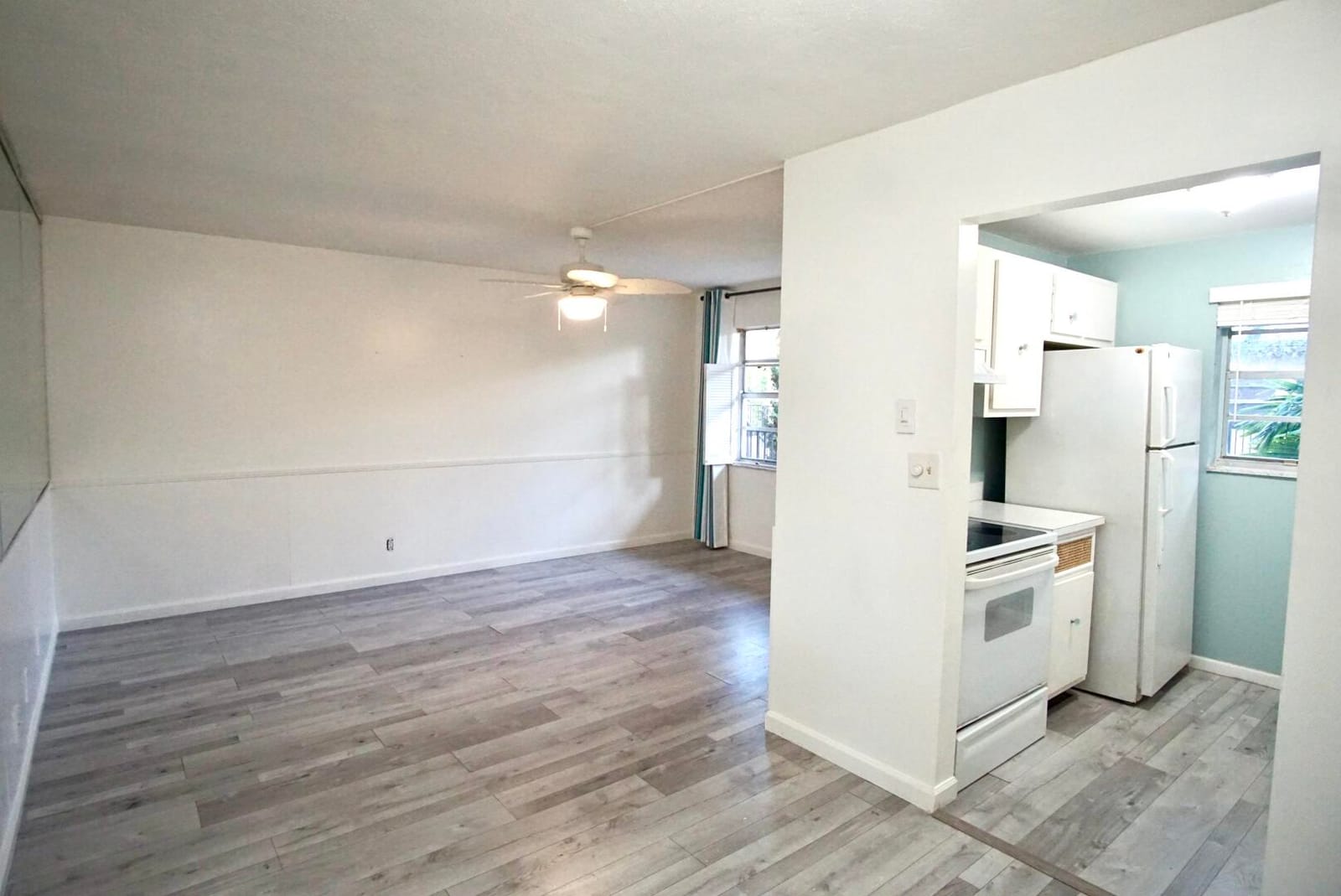 205 NE 3RD Street 203, Boynton Beach, FL 33435 photo 1
