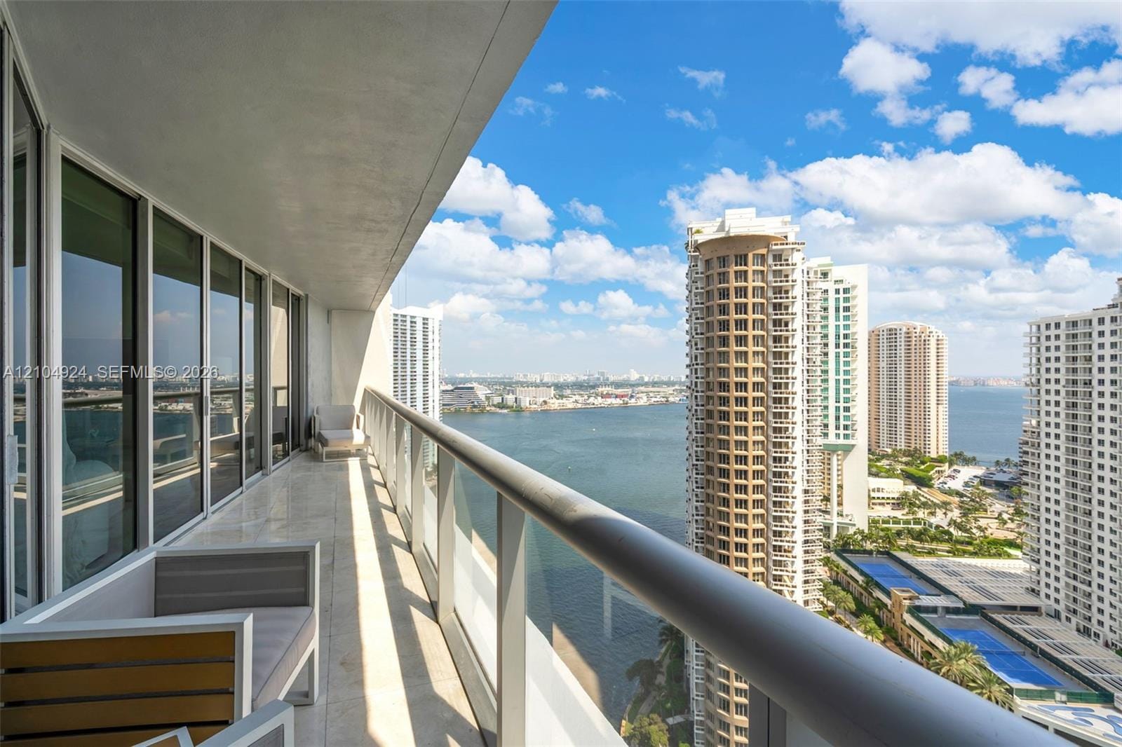 465 Brickell Avenue 2703 — photo 6