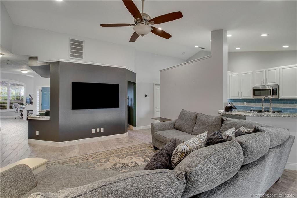 3371 SW Islesworth Circle — photo 11