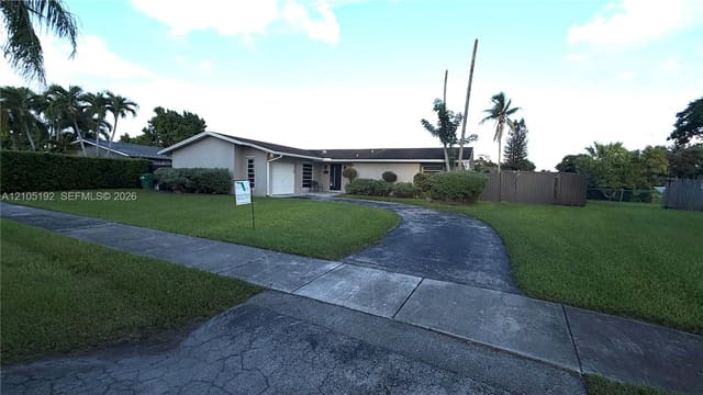 18557 SW 93rd Place, Cutler Bay, FL 33157