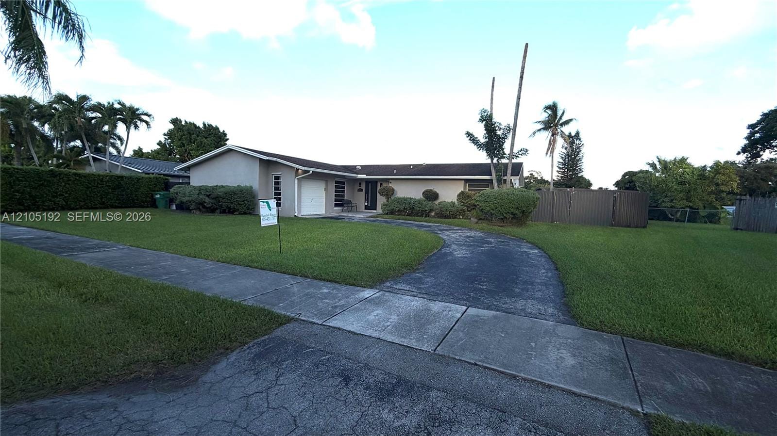 18557 SW 93rd Place, Cutler Bay, FL 33157