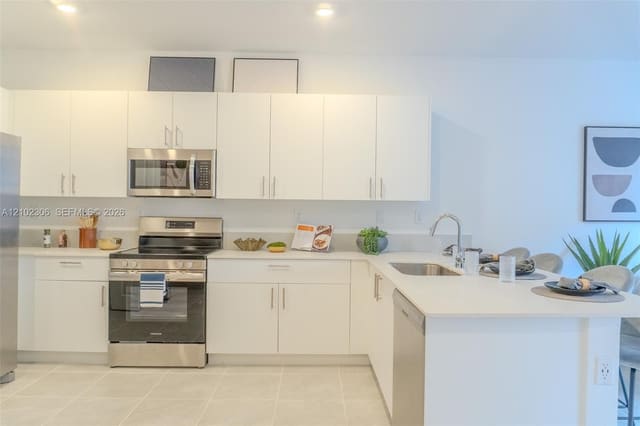 2534 SE 25th Drive 2534, Homestead, FL 33035