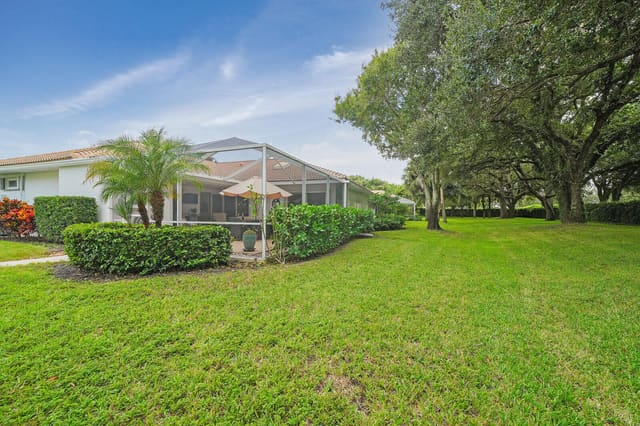 8701 CHAPMAN OAK Court, Palm Beach Gardens, FL 33410