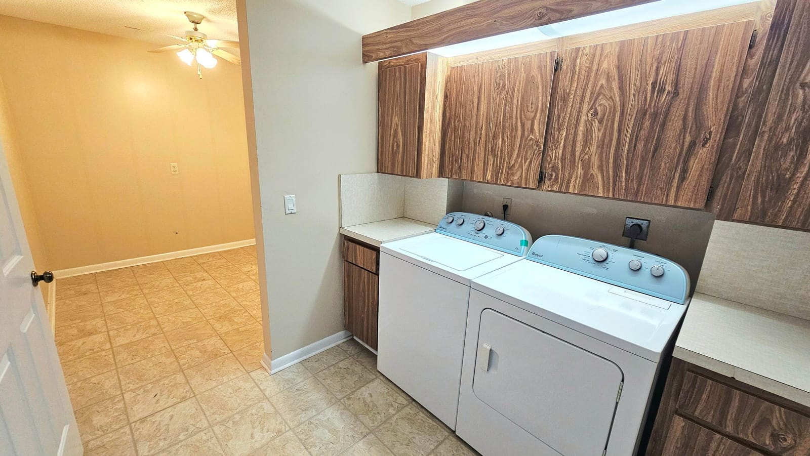 3630 WHITEHALL Drive 303, West Palm Beach, FL 33401 photo 11