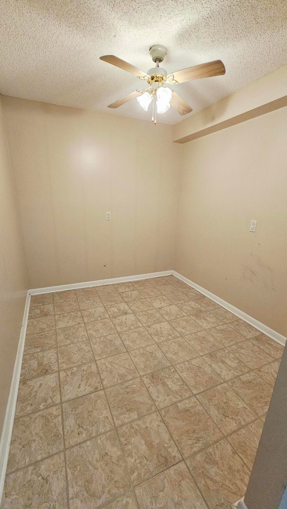 3630 WHITEHALL Drive 303, West Palm Beach, FL 33401 photo 12