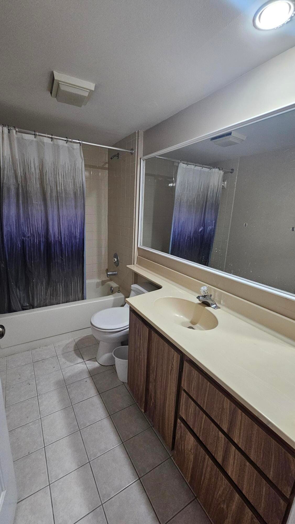 3630 WHITEHALL Drive 303, West Palm Beach, FL 33401 photo 16