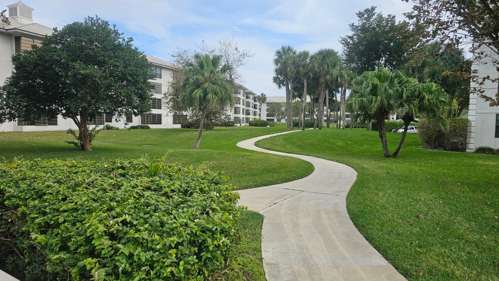 3630 WHITEHALL Drive 303, West Palm Beach, FL 33401 photo 18